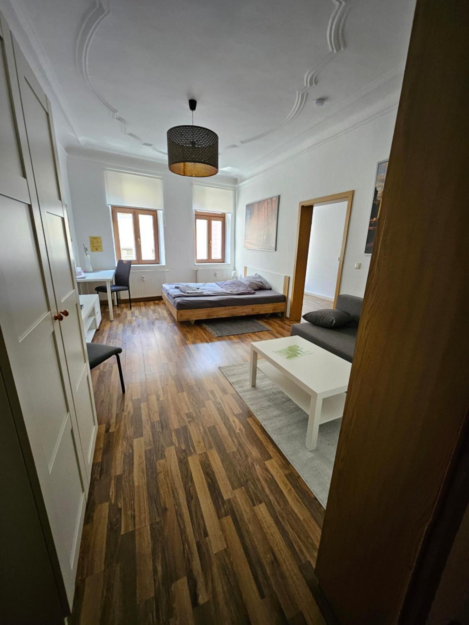 Ferienwohnung Apartment In Zittauer Stadtzentrum Innenstadt Innenring Top Lage - Wohnen Auf Zeit In Zittau - 1 Raum Wohnung Kültér fotó